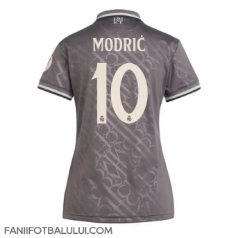 Real Madrid Luka Modric #10 Tricou Fotbal Replică 2024-25 Femei Treilea